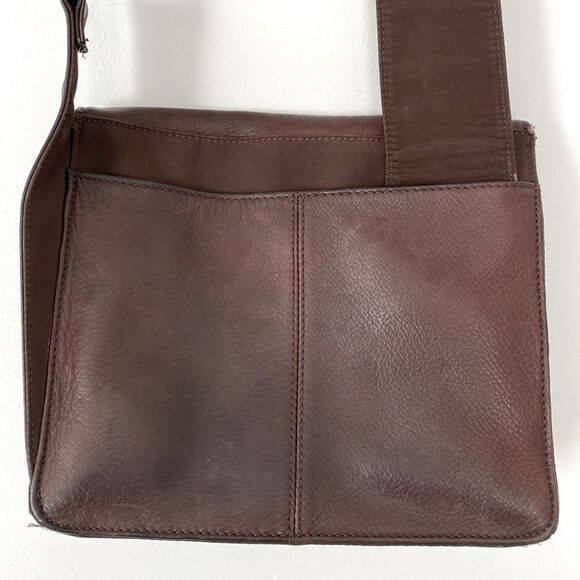 VTG Fossil Dark Brown Leather Messenger Bag Unisex Boho Casual Street Coastal - Picture 4 of 8
